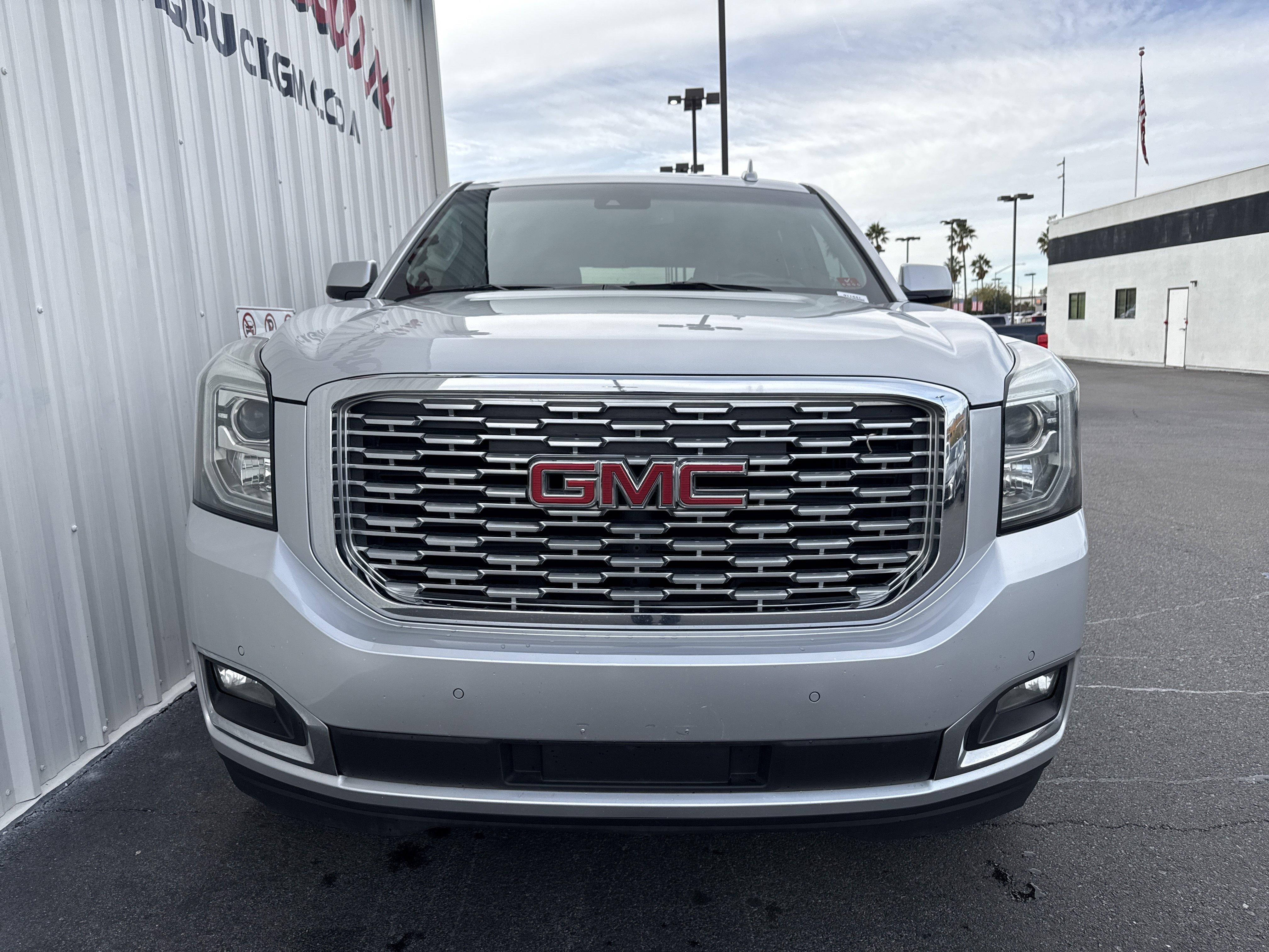 Used 2018 GMC Yukon Denali w/ Open Road Package image 6