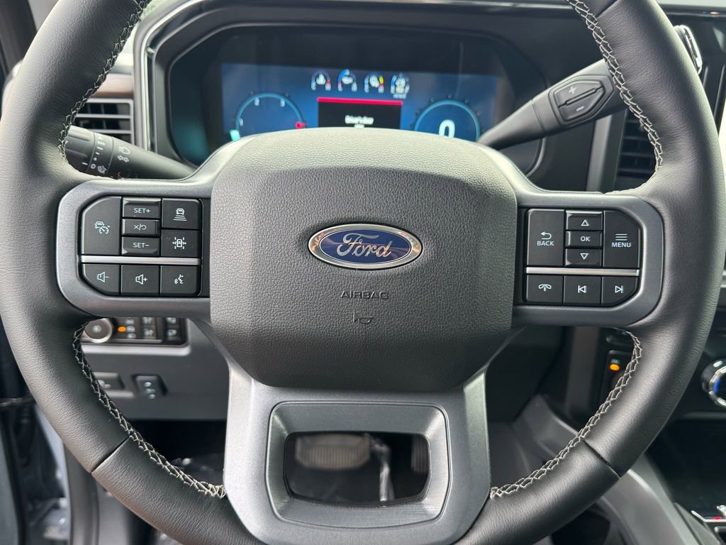 New 2026 Ford F250 Lariat w/ Black Appearance Package AWD/4WD image 15