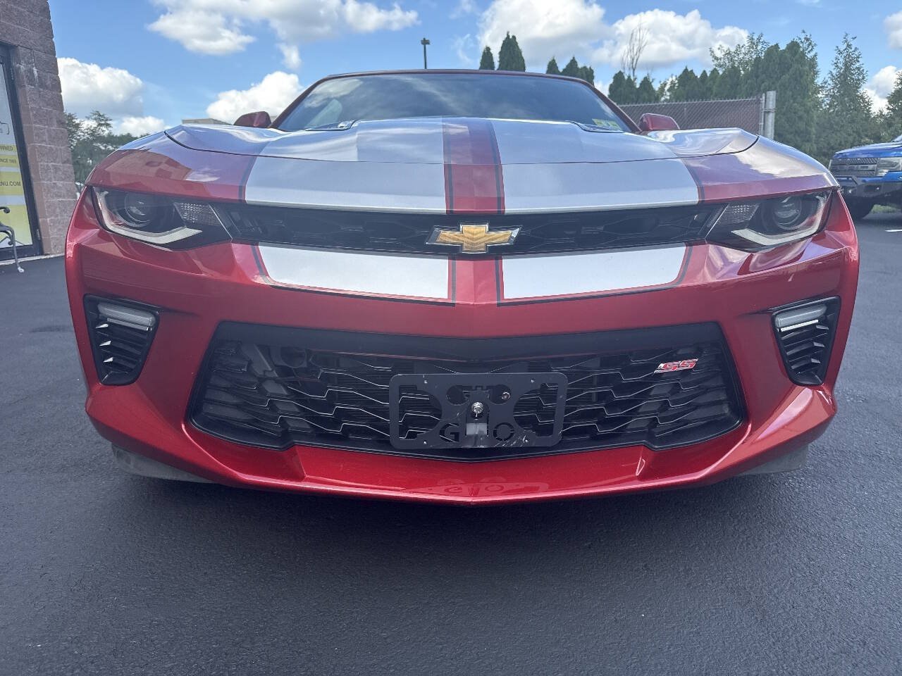 Used 2017 Chevrolet Camaro SS RWD image 5