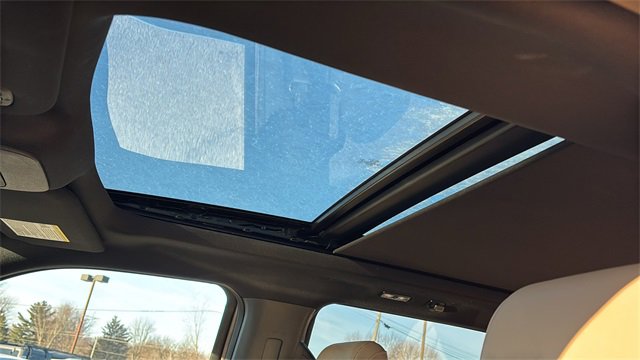 Used 2022 Ford F150 Lariat w/ Equipment Group 502A High image 8