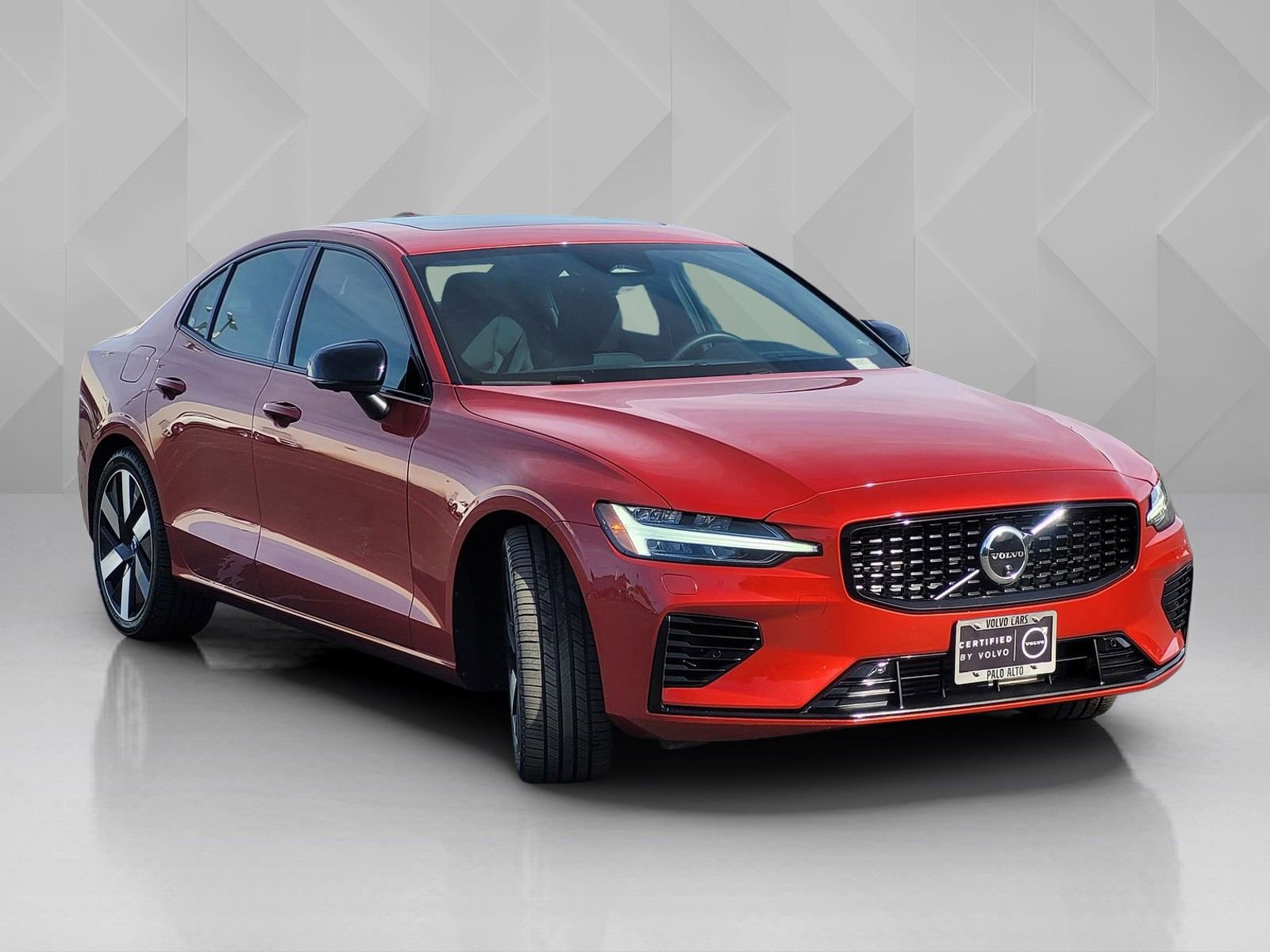 Certified 2024 Volvo S60 T8 Ultimate AWD/4WD image 8