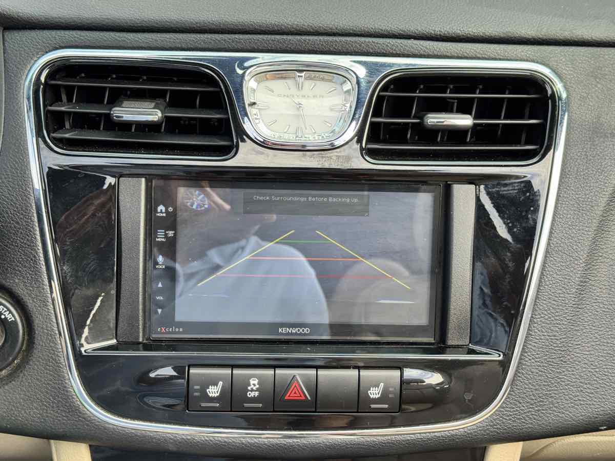 Used 2013 Chrysler 200 Limited FWD image 47