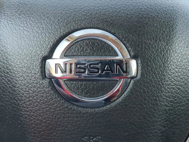 Used 2016 Nissan Rogue S image 25