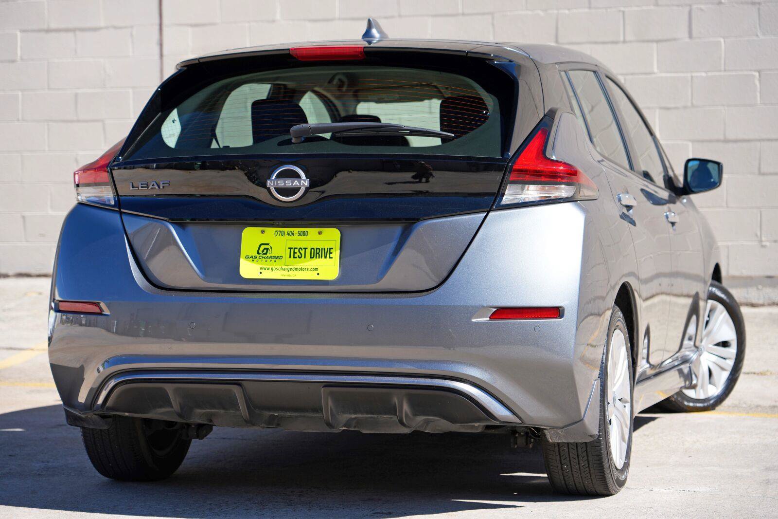 Used 2023 Nissan Leaf S FWD image 4