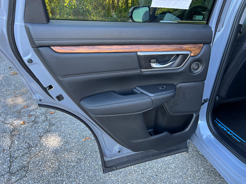 Used 2021 Honda CR-V Touring image 29