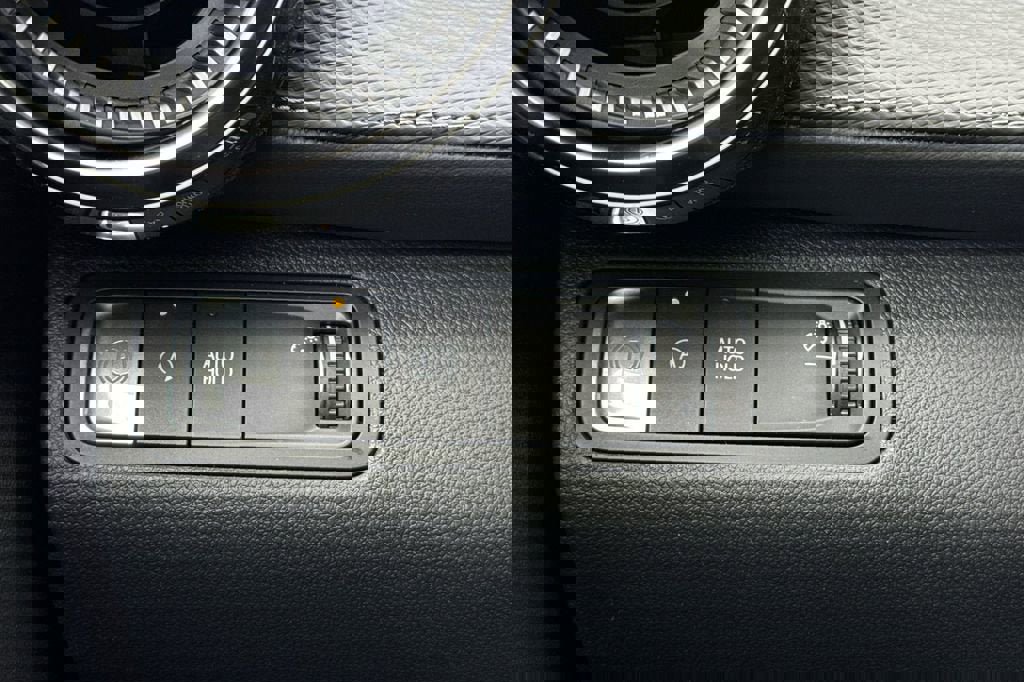 New 2026 Chevrolet Equinox LT w/ Convenience Package II image 28