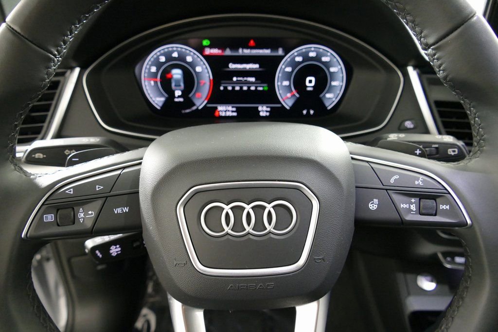 Used 2025 Audi Q5 2.0T Premium image 17