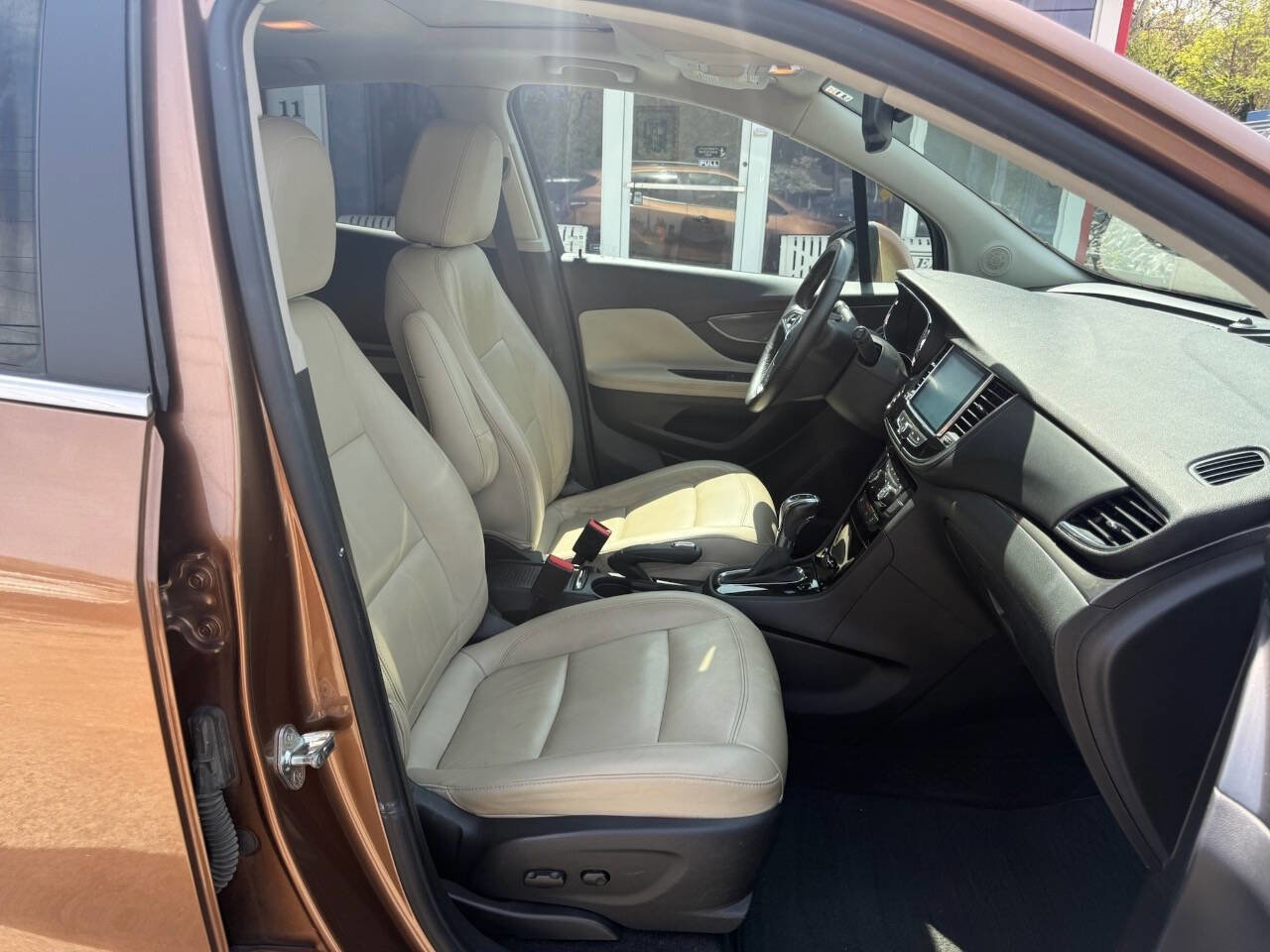 Used 2017 Buick Encore Essence image 14