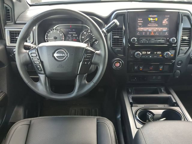 Used 2023 Nissan Titan SV w/ SV Convenience Package RWD image 14