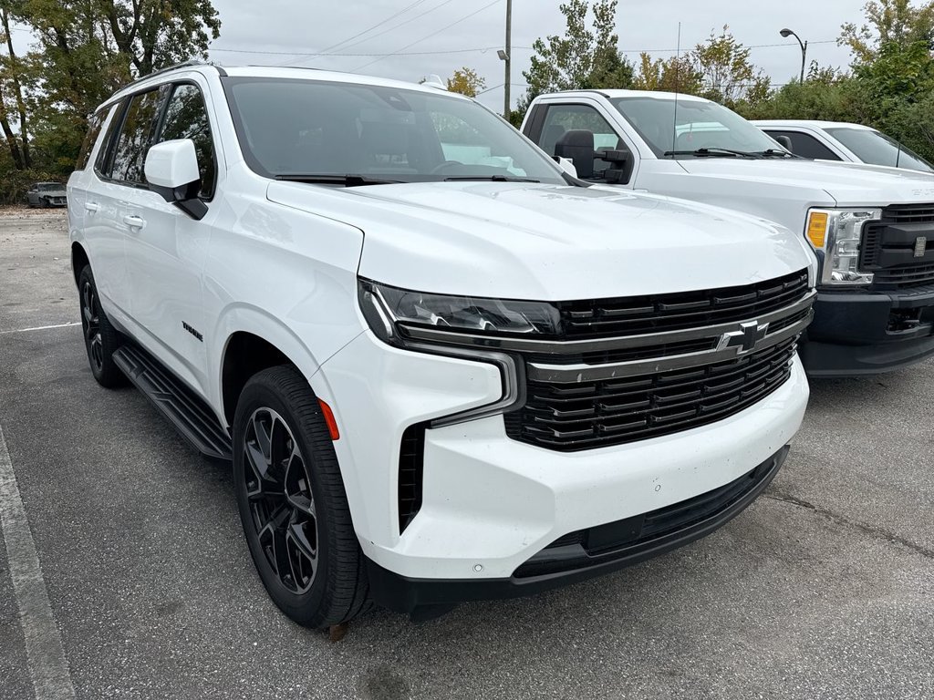 Used 2022 Chevrolet Tahoe RST w/ Luxury Package AWD/4WD image 4