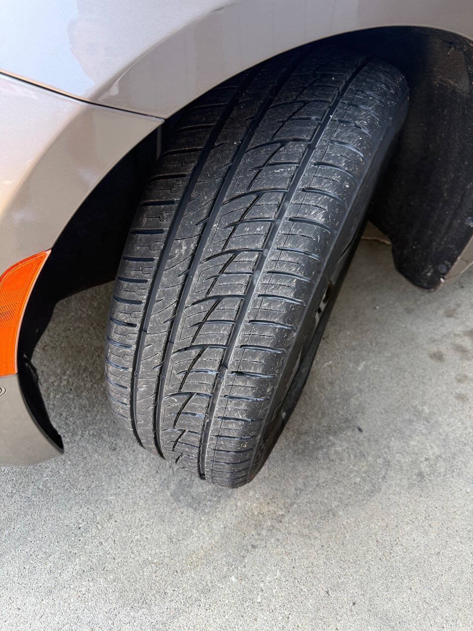 Used 2018 Chrysler Pacifica Limited w/ Tire & Wheel Group FWD image 15
