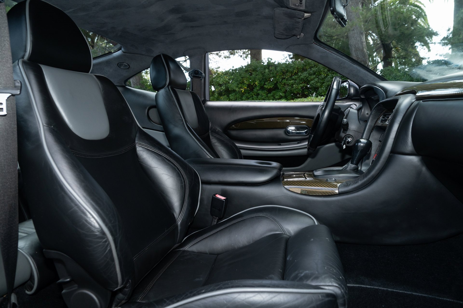 Used 2002 Aston Martin DB7 Vantage image 21