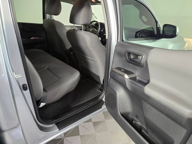 Used 2023 Toyota Tacoma SR5 w/ Technology Package AWD/4WD image 13