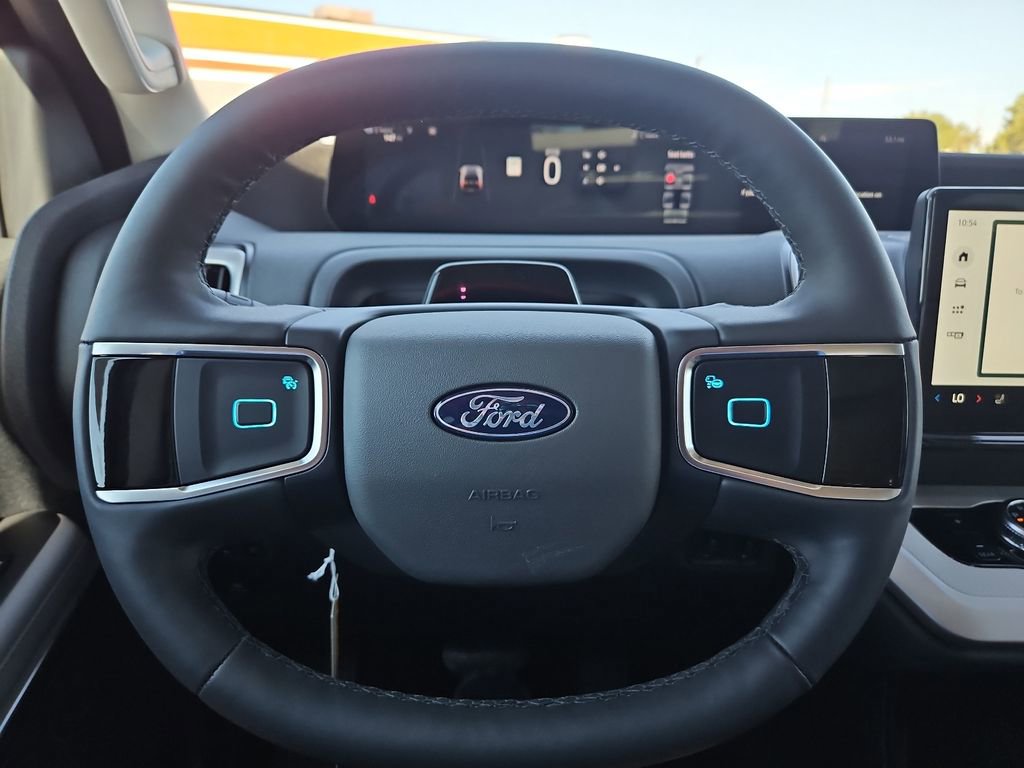 New 2025 Ford Expedition Active image 27