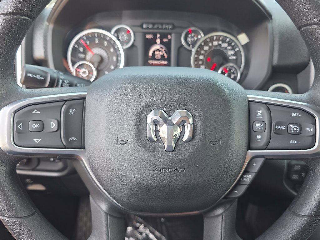 New 2026 RAM 1500 Big Horn w/ Night Edition AWD/4WD image 17