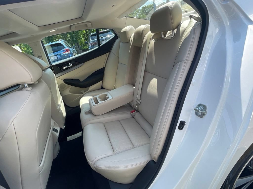 Used 2018 Nissan Maxima 3.5 SL FWD image 22