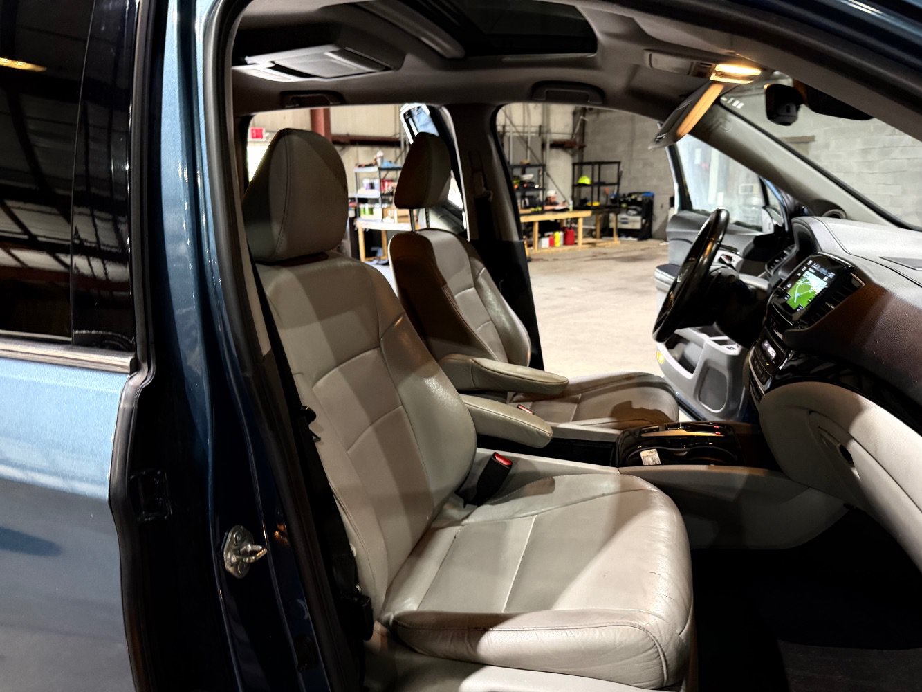 Used 2019 Honda Pilot Touring image 27