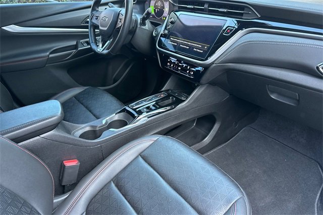 Used 2023 Chevrolet Bolt EUV Premier w/ Redline Edition image 16