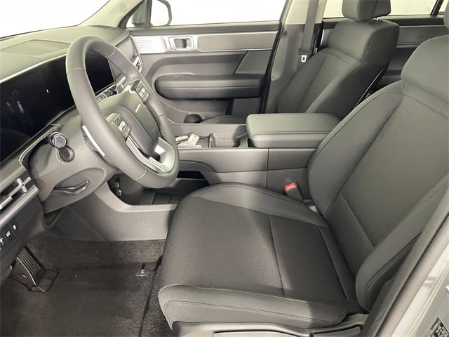 New 2026 Hyundai Santa Fe SE image 2