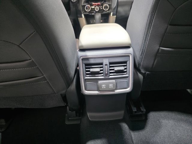Certified 2024 Subaru Forester Premium AWD/4WD image 29
