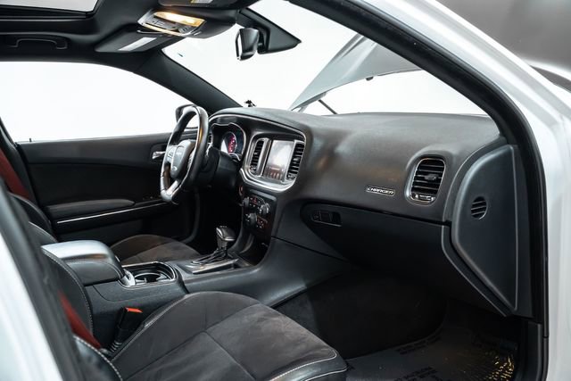 Used 2015 Dodge Charger SRT Hellcat image 27