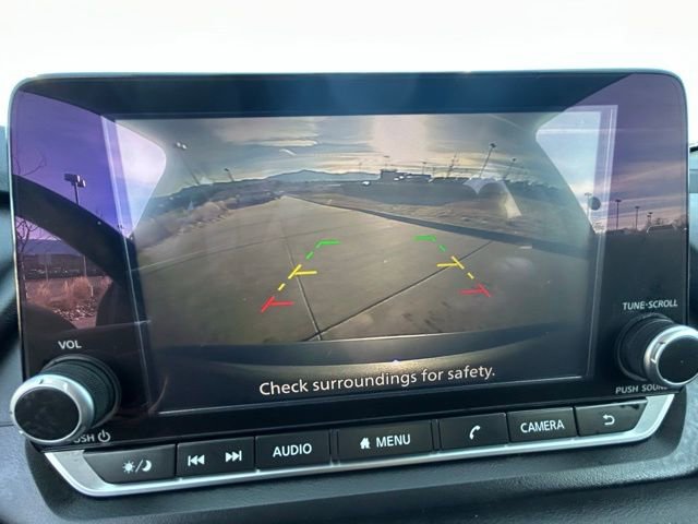 Used 2024 Nissan Rogue SV image 18