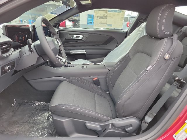 Used 2026 Ford Mustang Coupe RWD image 12