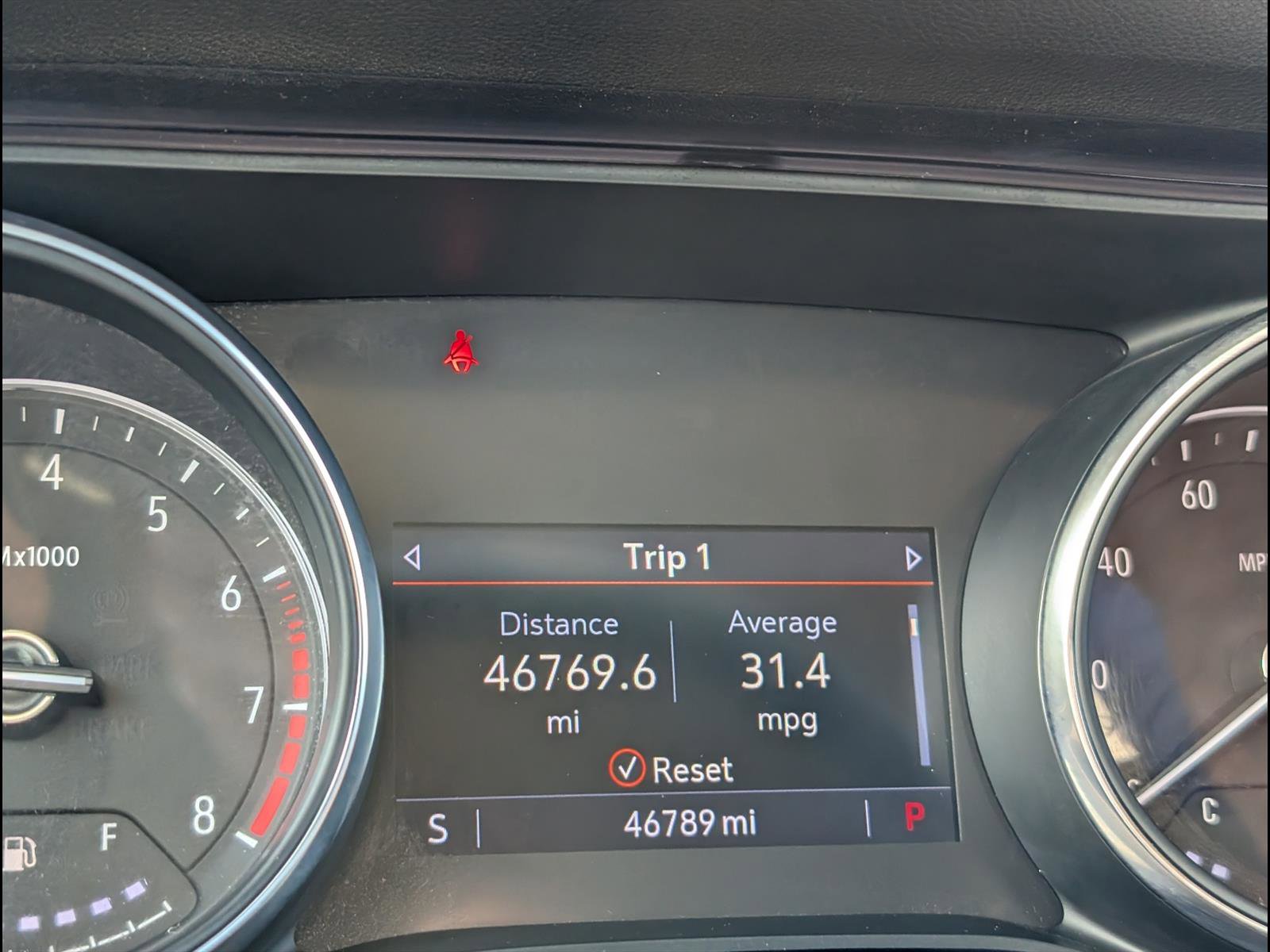 Used 2020 Buick Encore GX Essence FWD image 9