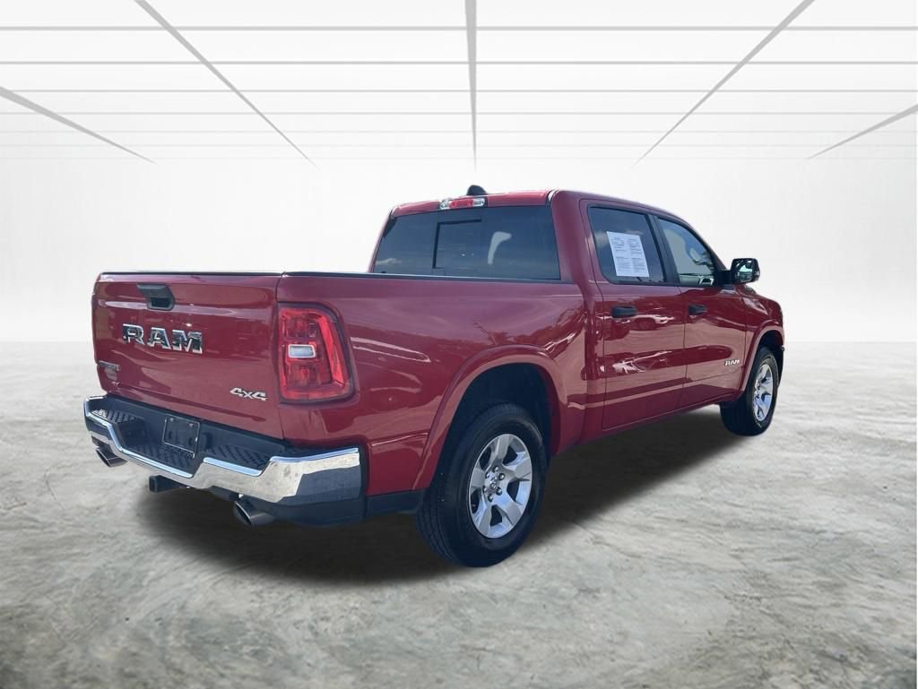 Used 2025 RAM 1500 Big Horn AWD/4WD image 4