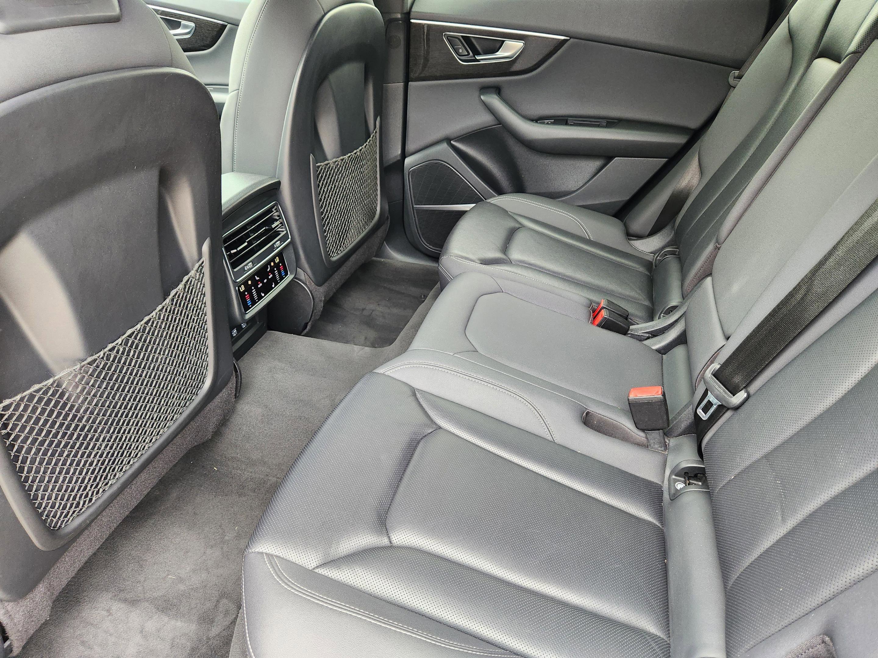 Used 2019 Audi Q8 Prestige w/ Adaptive Chassis Package image 30