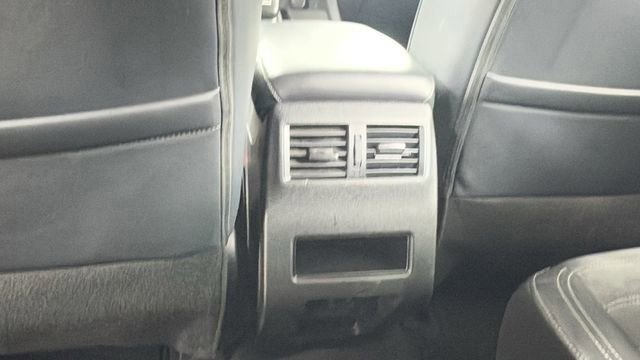 Used 2023 Mitsubishi Outlander SE image 37