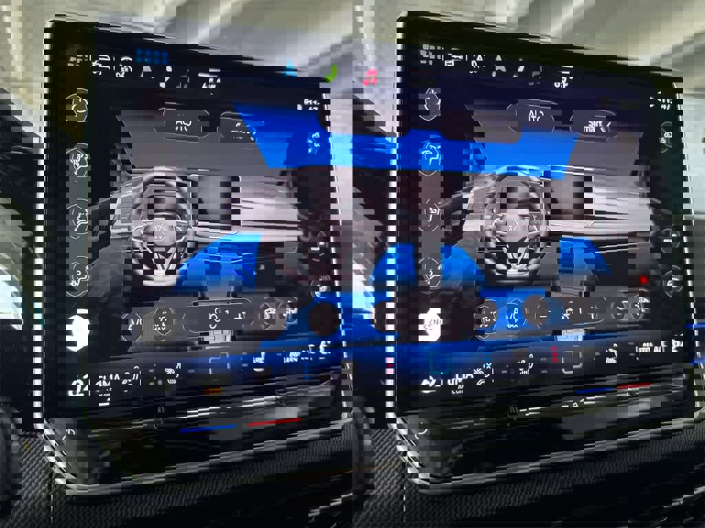 New 2026 Volkswagen Golf image 20