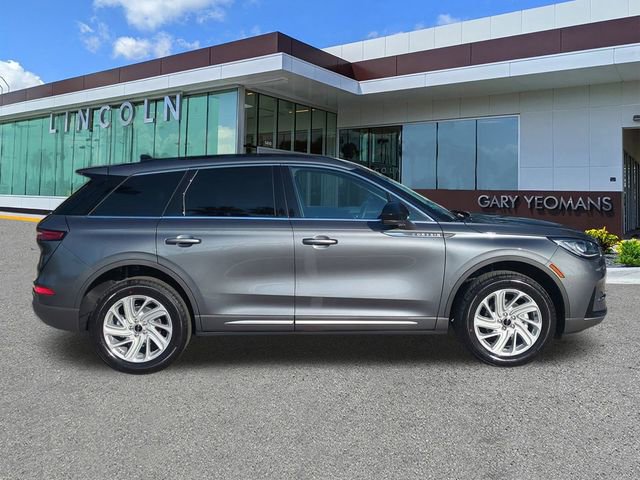 New 2026 Lincoln Corsair Premiere image 3