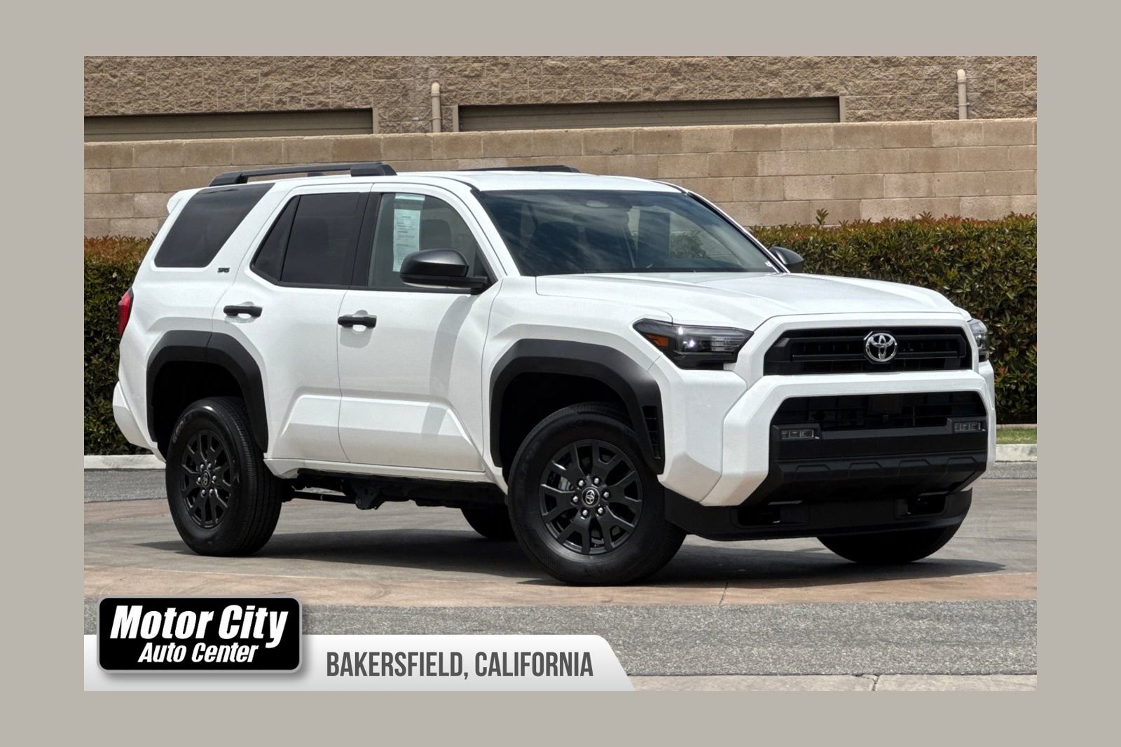 Used 2025 Toyota 4Runner SR5 AWD/4WD image 1