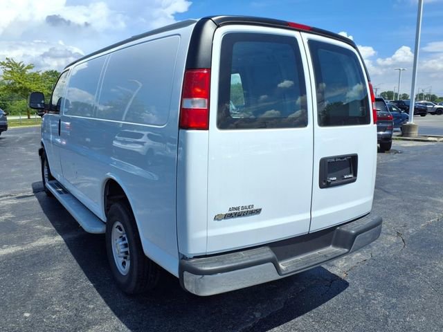 Used 2023 Chevrolet Express 2500 w/ Driver Convenience Package image 11