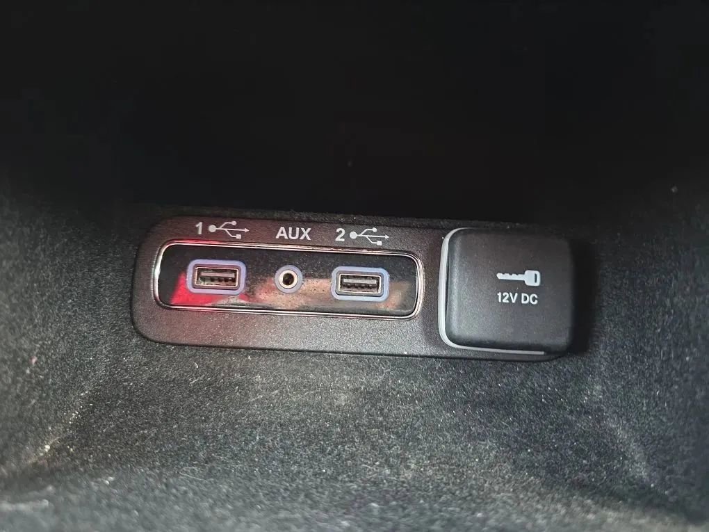 Used 2018 Jeep Grand Cherokee Overland image 37