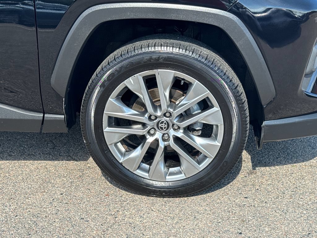 Used 2024 Toyota RAV4 Limited w/ Advanced Technology Package AWD/4WD image 44
