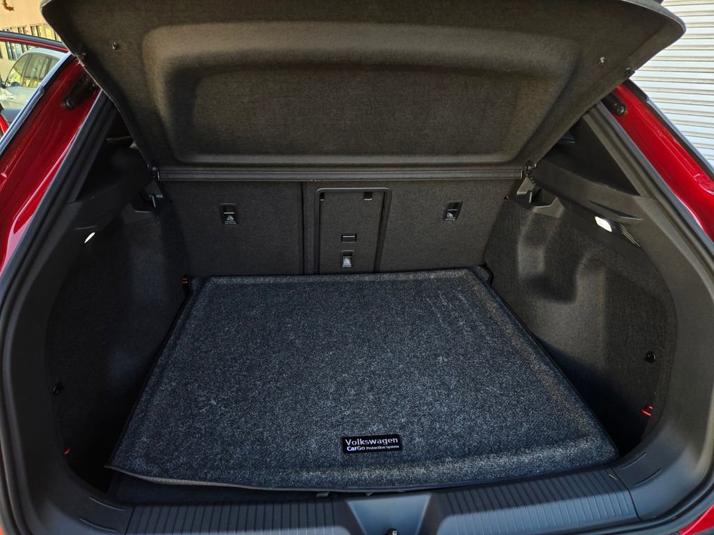 Certified 2023 Volkswagen ID.4 Pro S Plus image 24