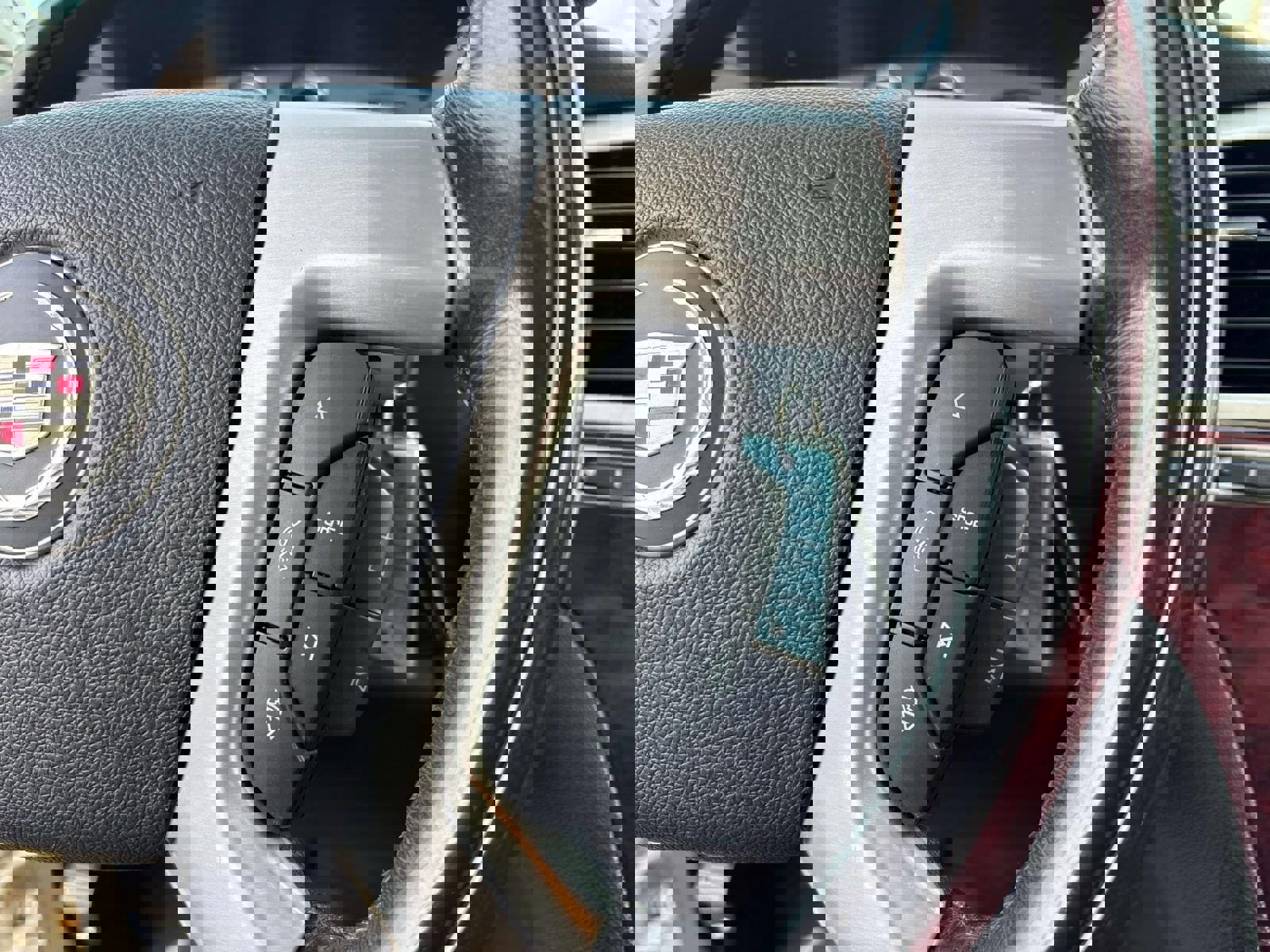 Used 2014 Cadillac Escalade Premium image 19