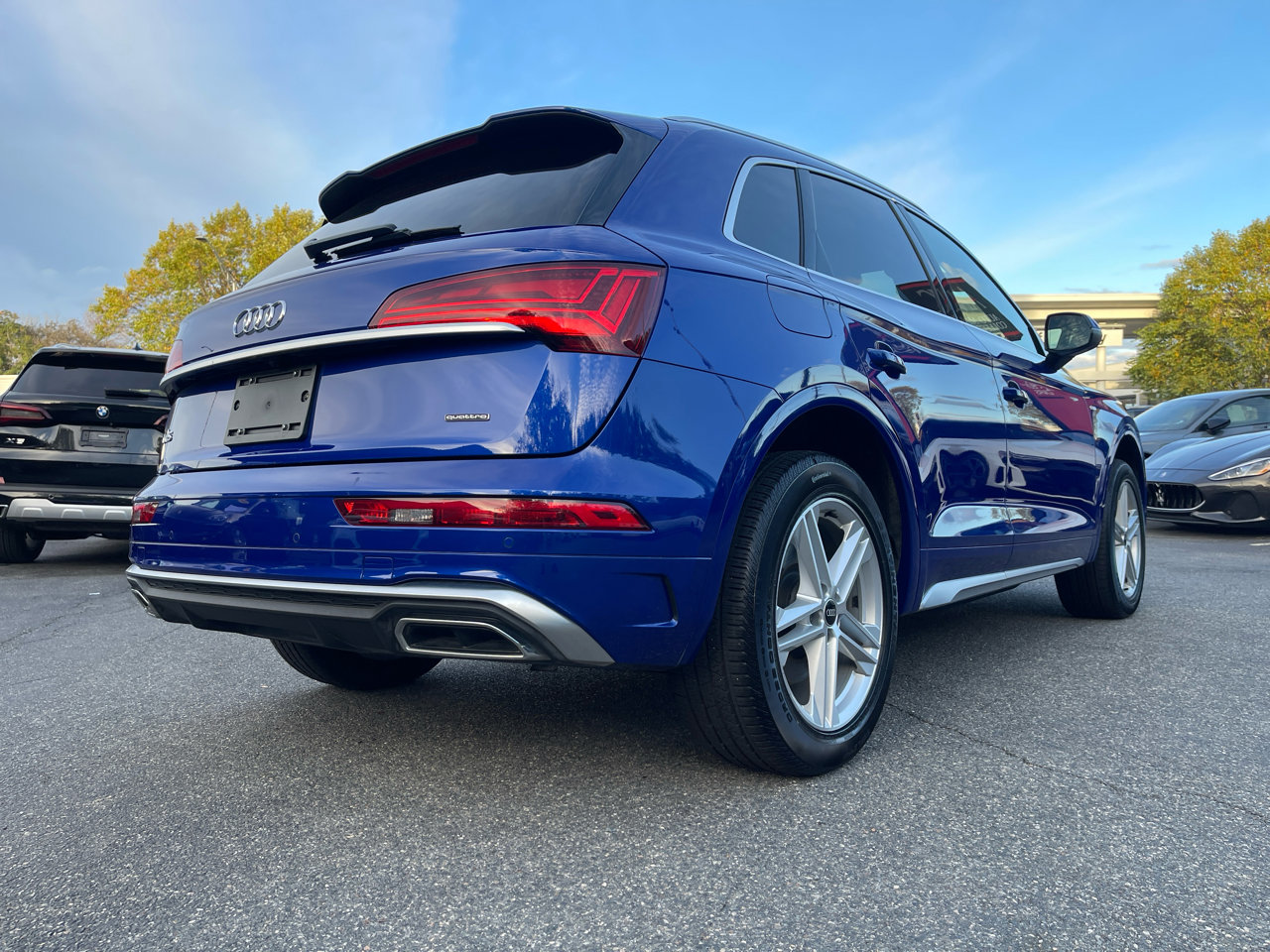 Used 2022 Audi Q5 e Premium Plus w/ Premium Plus Package image 8