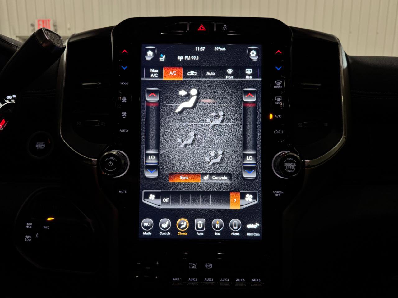 Used 2021 RAM 4500 Laramie AWD/4WD image 11