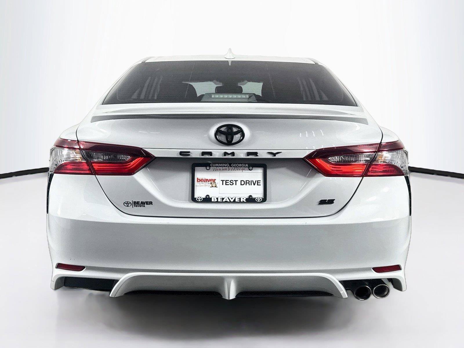 Used 2022 Toyota Camry SE w/ Convenience Package FWD image 10