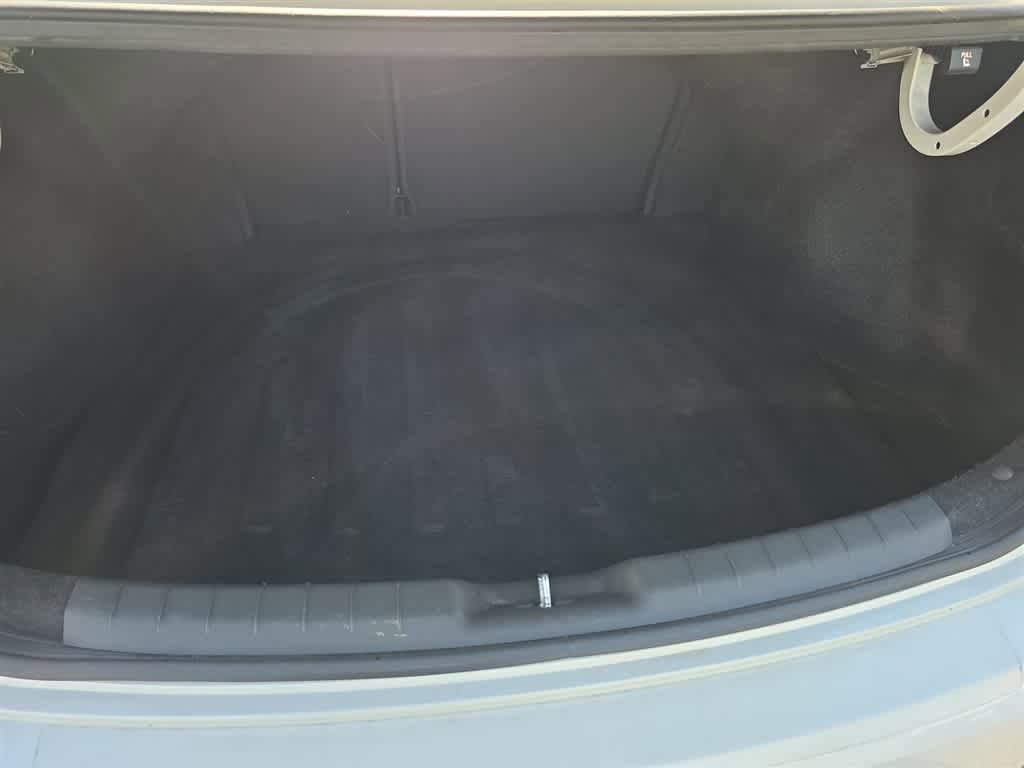 Used 2020 Hyundai Elantra SEL FWD image 42