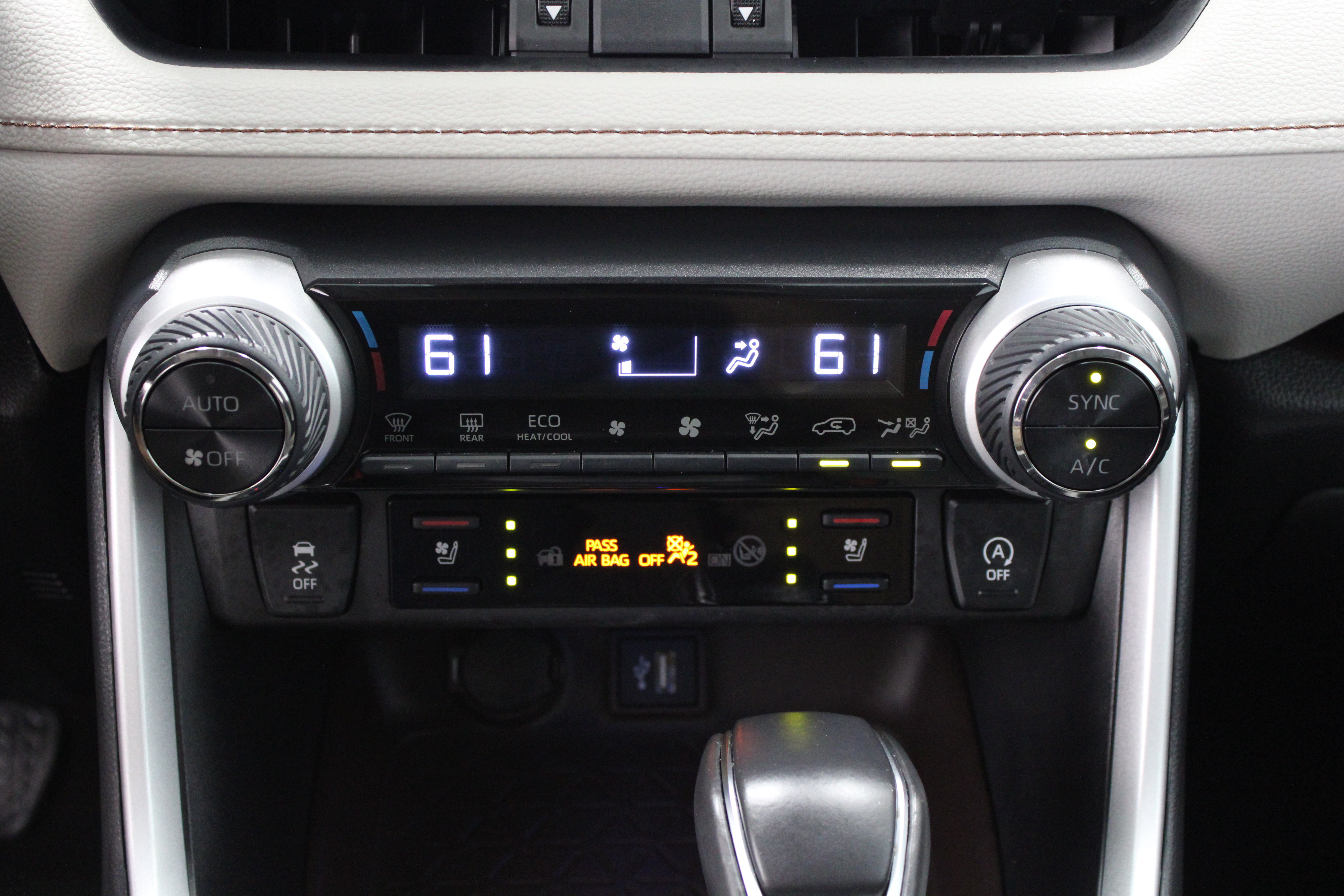 Certified 2025 Toyota RAV4 Limited FWD image 20