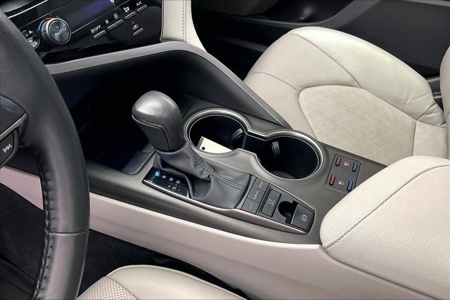 Used 2024 Toyota Camry XSE image 16