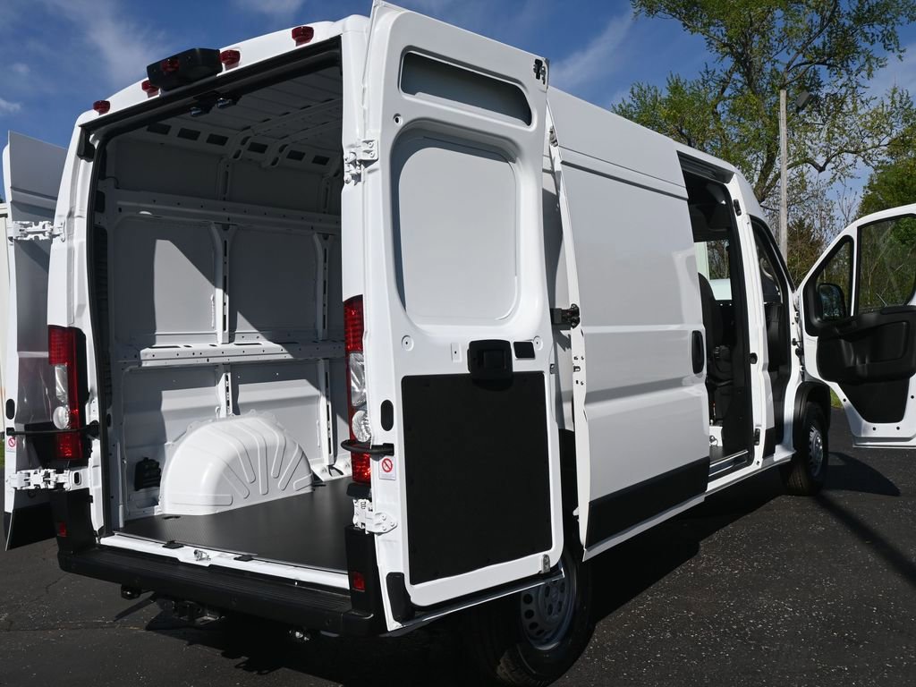New 2025 RAM ProMaster 2500 w/ Convenience Group image 14