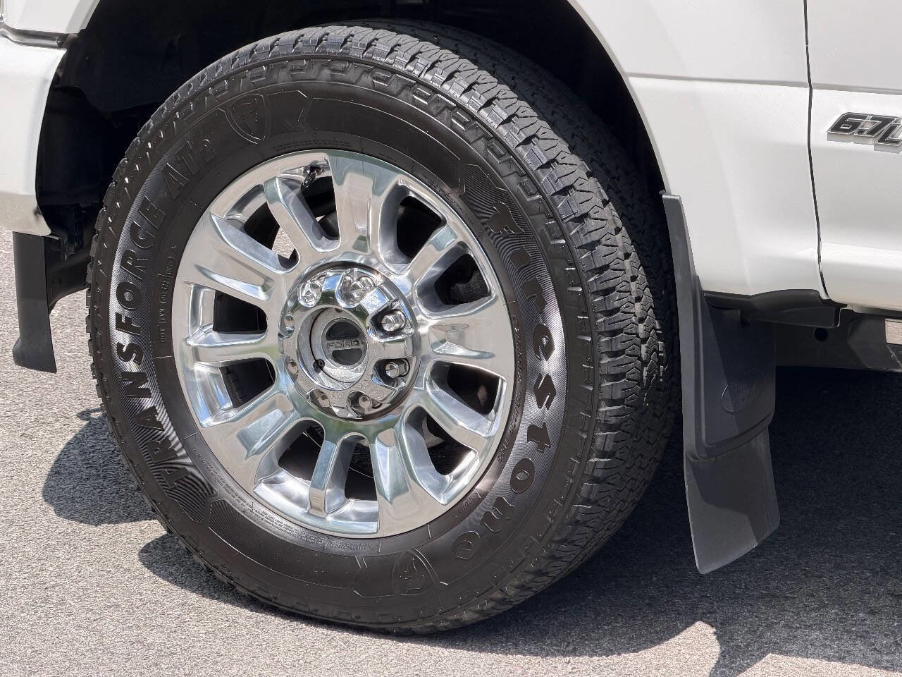Used 2020 Ford F350 Limited AWD/4WD image 17