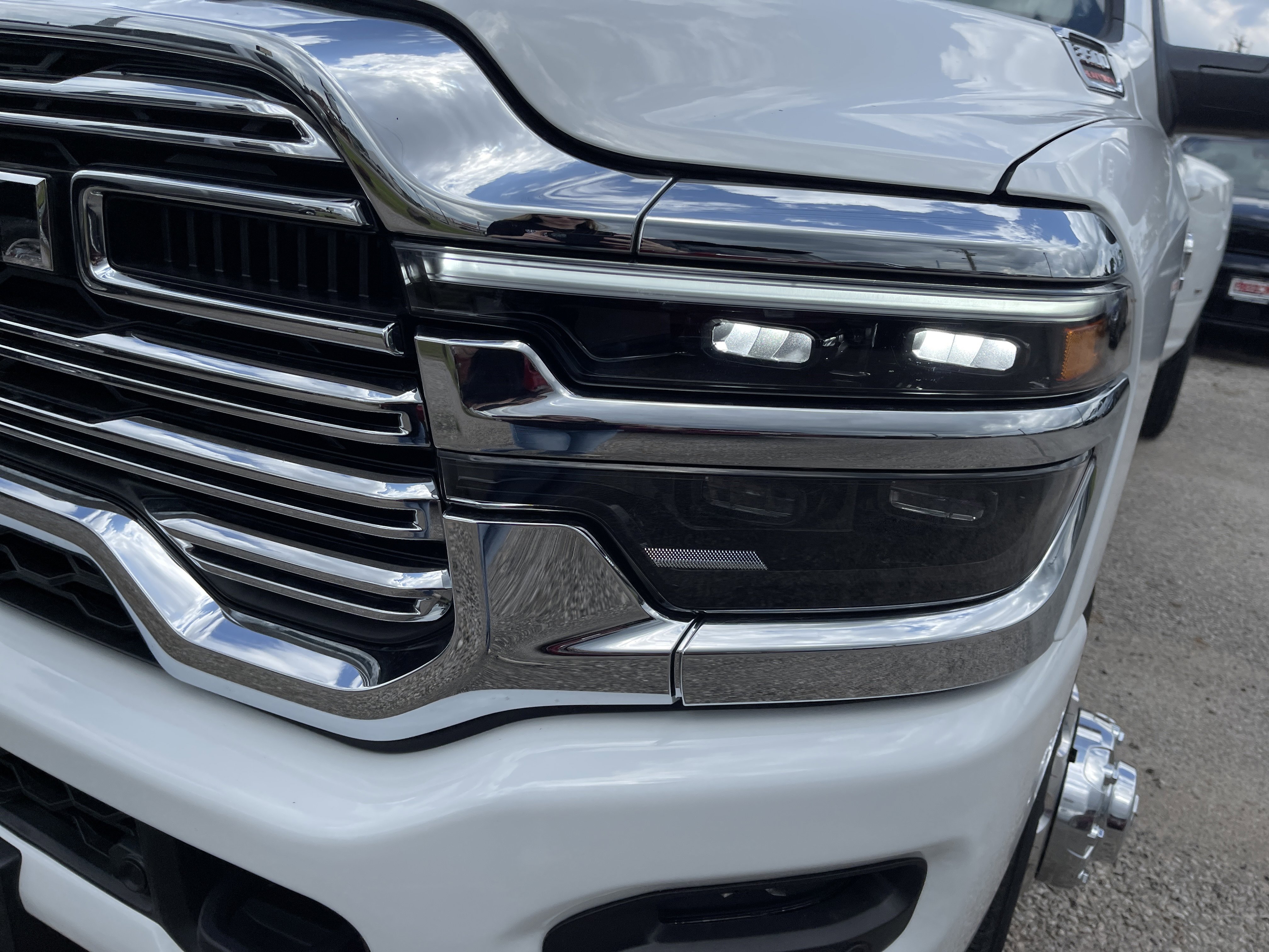 Used 2026 RAM 3500 Laramie w/ Max Tow Package image 10