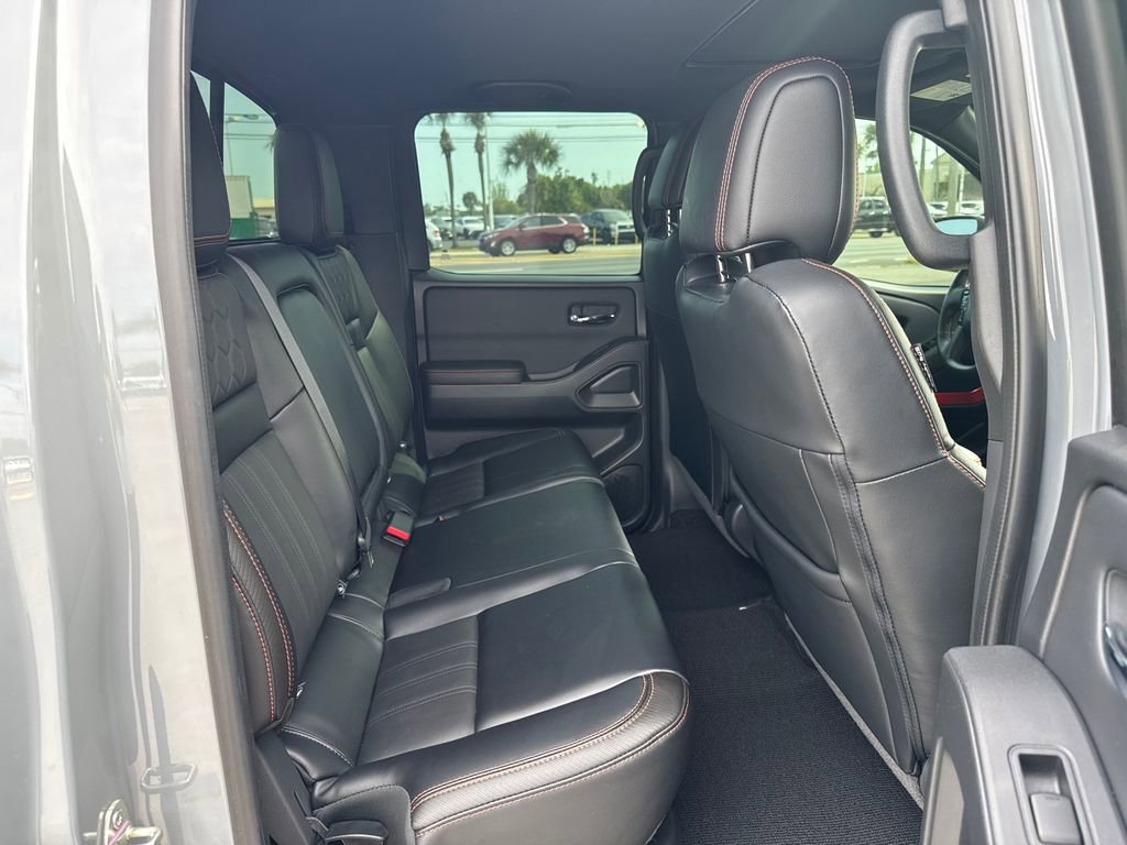 Used 2024 Nissan Frontier Pro-X w/ Pro Premium Package RWD image 17