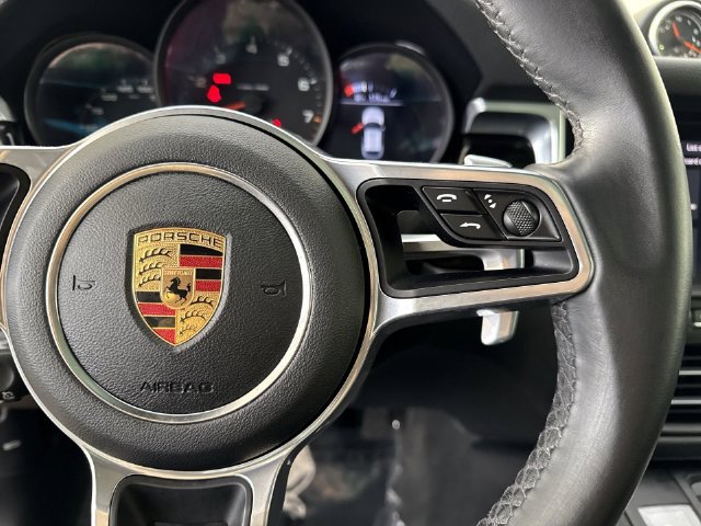 Used 2019 Porsche Macan AWD/4WD image 13